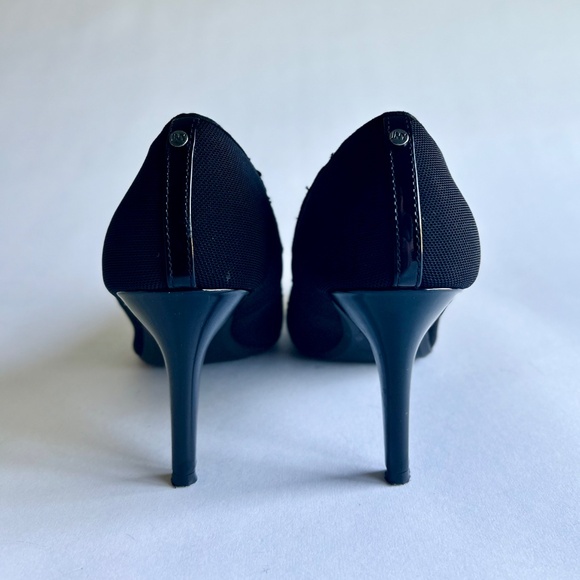 Jones New York Black Fabric Rubber Outsole Point Toe Classic Pumps size 10 - Picture 9 of 16